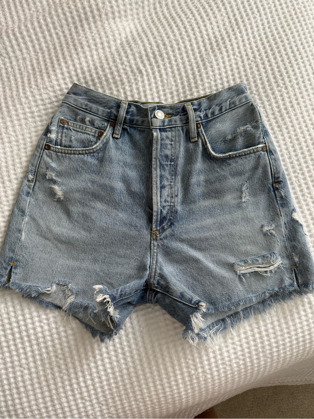 AGOLDE Dee Ultra High Waist Denim Shorts - Picture 5 of 10
